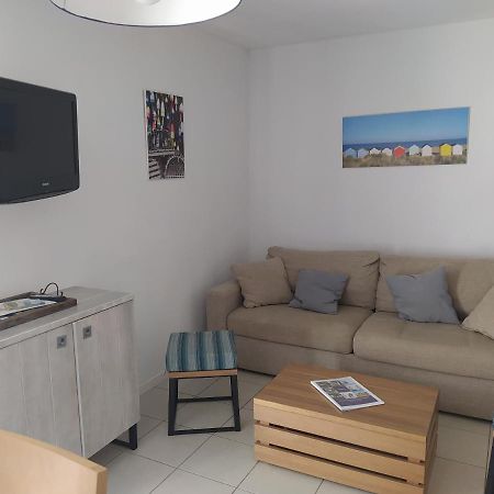 Saint-Hilaire-de-Talmont Une Maisonnette Vendeenne, Avec Acces Piscine מראה חיצוני תמונה